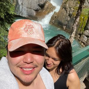 Meet your Posher, Devin